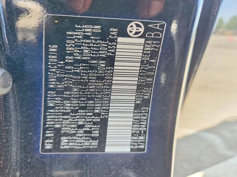 2014 TOYOTA COROLLA LE PLUS  