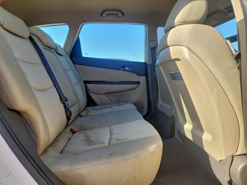 2010 HYUNDAI ELANTRA TOURING GLS  