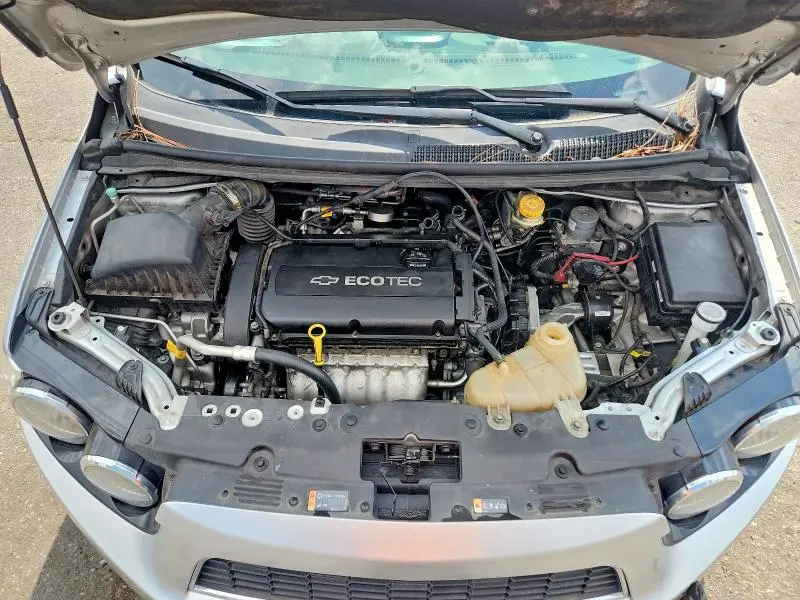 2014 CHEVROLET SONIC LT  