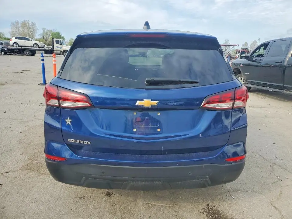 2022 CHEVROLET EQUINOX LS  