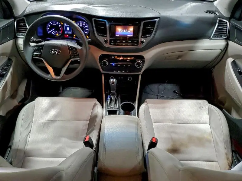 2018 HYUNDAI TUCSON SE  