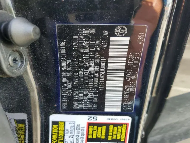 2020 TOYOTA CAMRY SE  