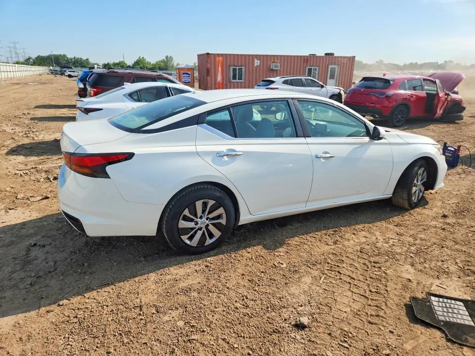 2019 NISSAN ALTIMA S  
