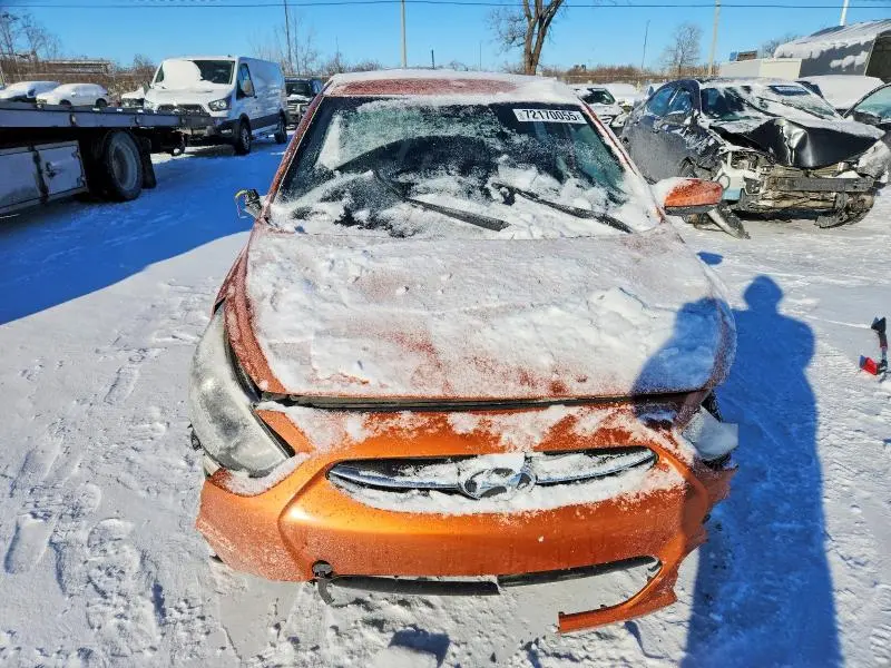 2015 HYUNDAI ACCENT GS  
