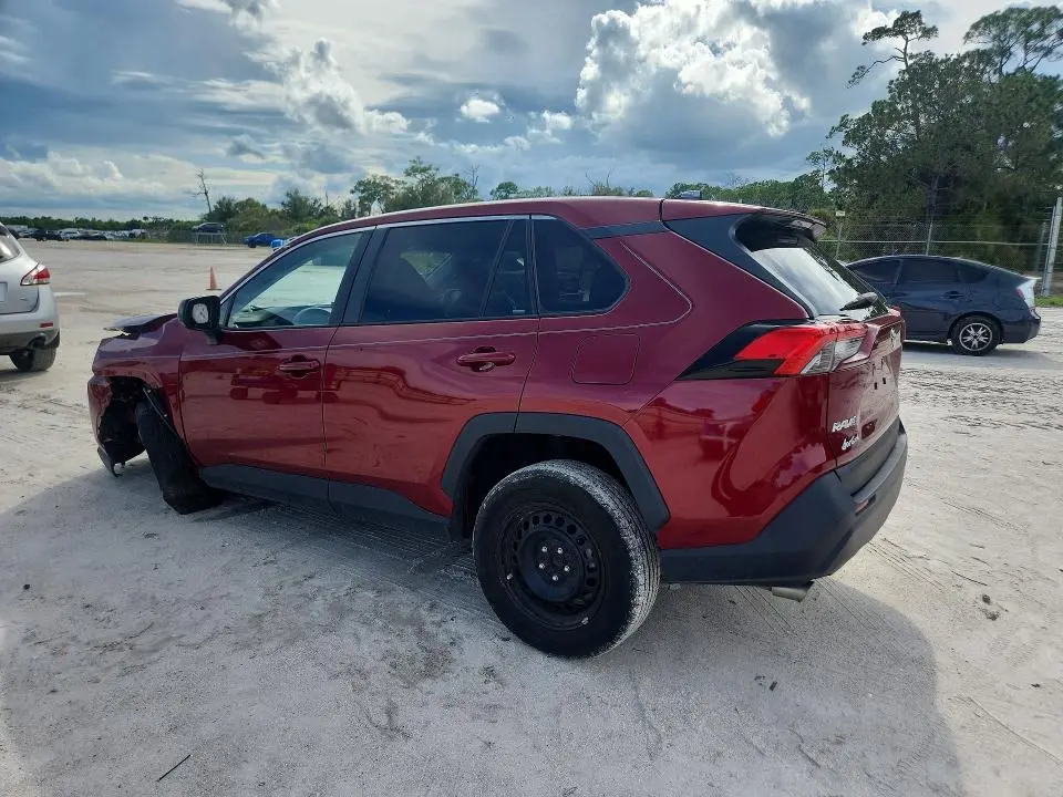 2022 TOYOTA RAV4 LE  