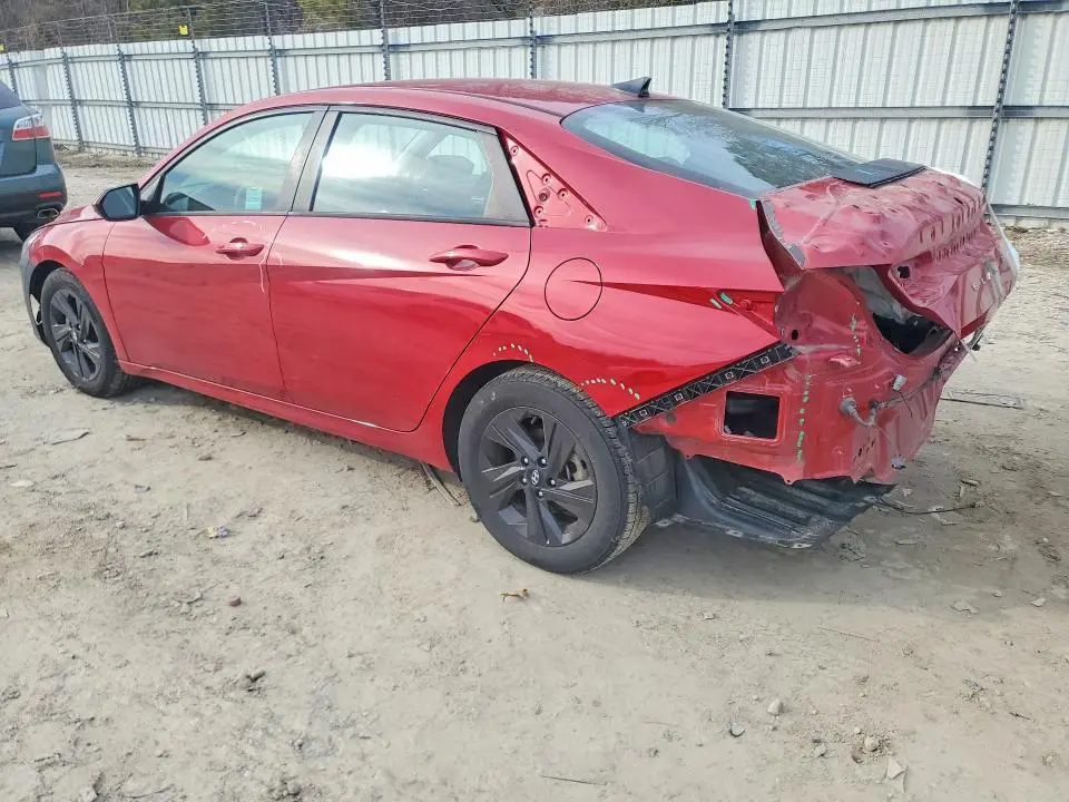 2022 HYUNDAI ELANTRA SEL  