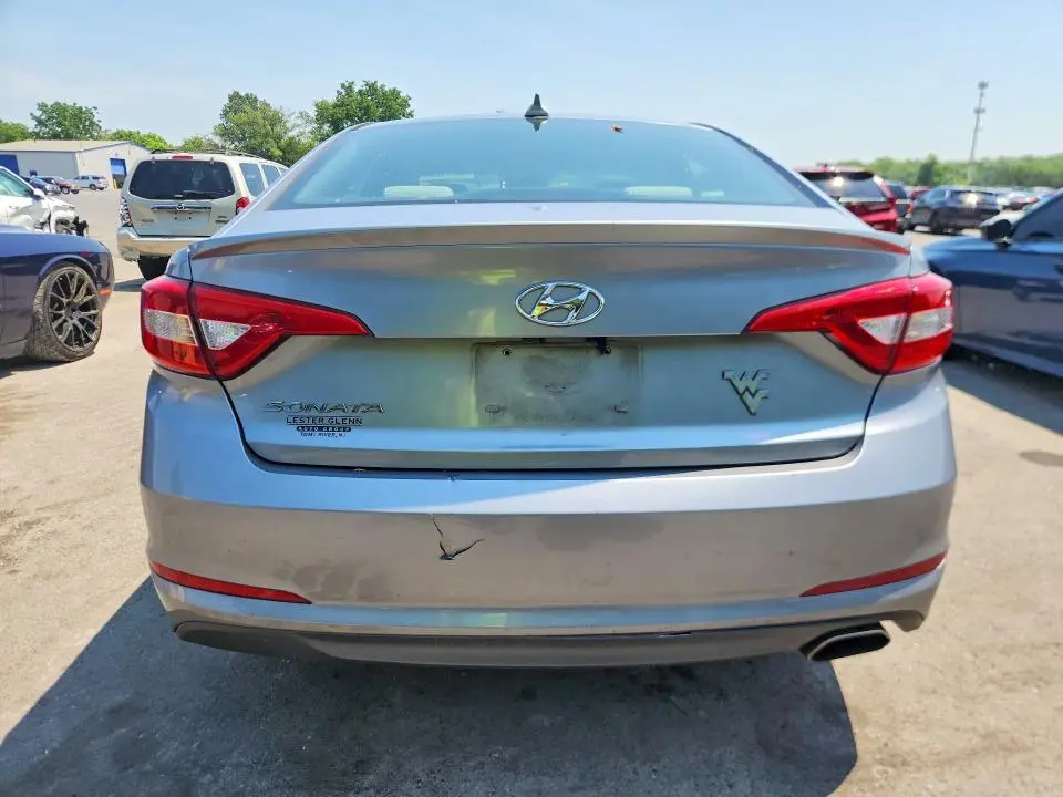 2016 HYUNDAI SONATA SE  