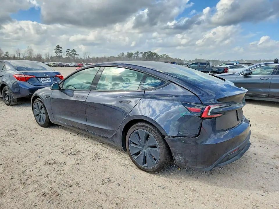 2024 TESLA MODEL 3   