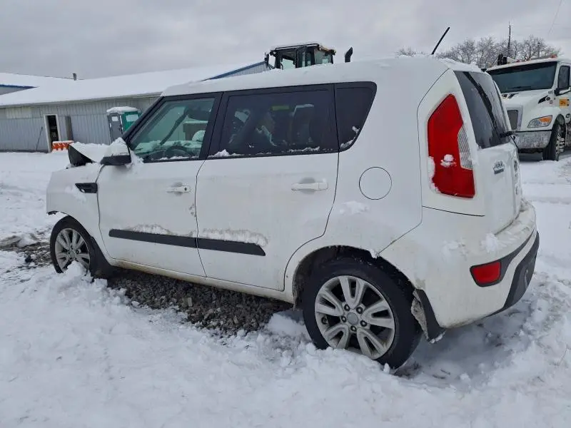 2013 KIA SOUL +  