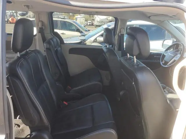 2014 CHRYSLER TOWN & COUNTRY TOURING  