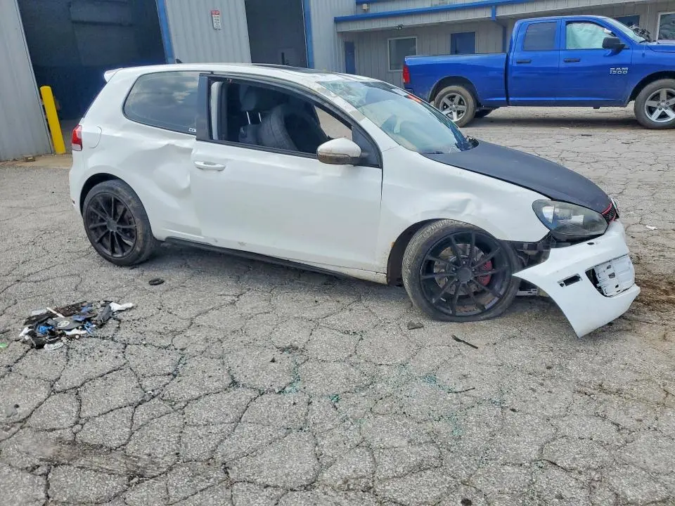 2011 VOLKSWAGEN GTI   