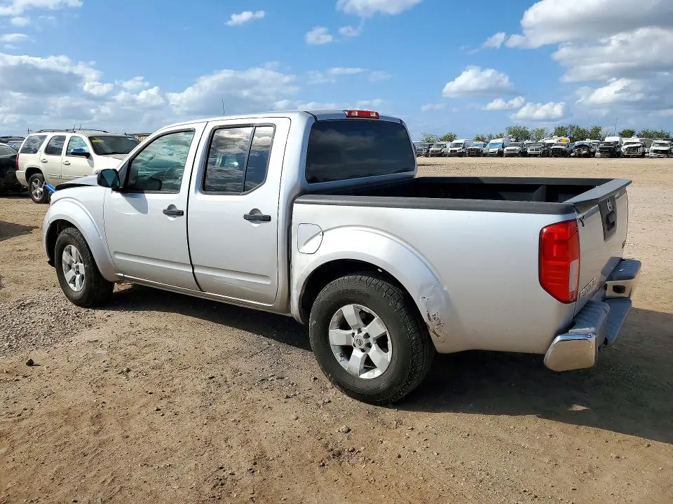 2013 NISSAN FRONTIER S  