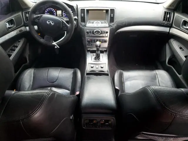 2011 INFINITI G37   