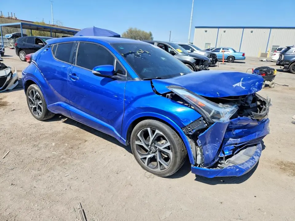 2018 TOYOTA C-HR XLE PREMIUM  
