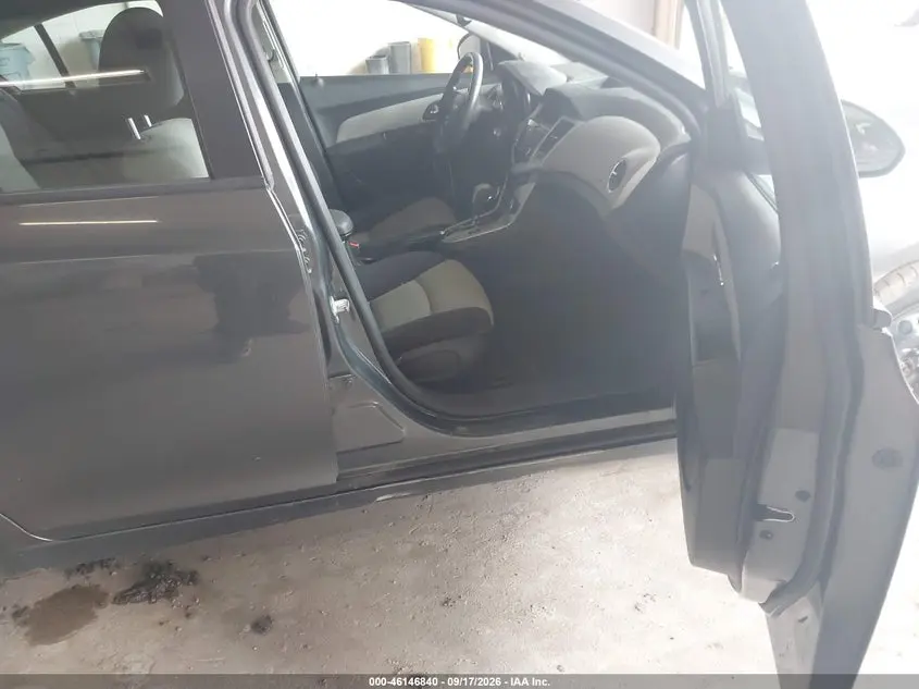 2013 CHEVROLET CRUZE LS AUTO