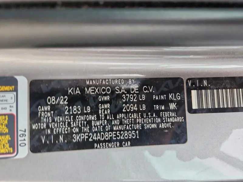 2023 KIA FORTE LXS  