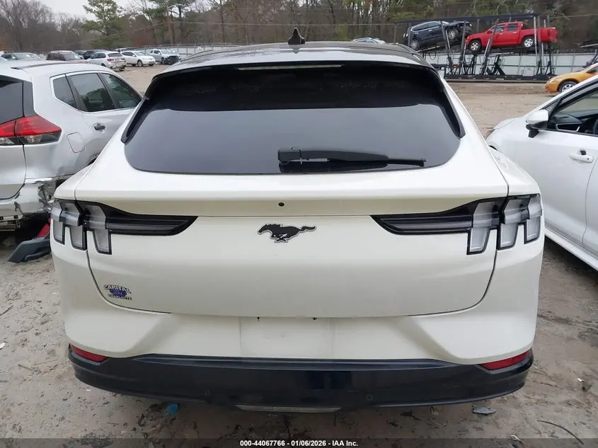 2022 FORD MUSTANG MACH-E PREMIUM