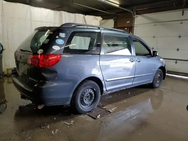 2010 TOYOTA SIENNA CE  
