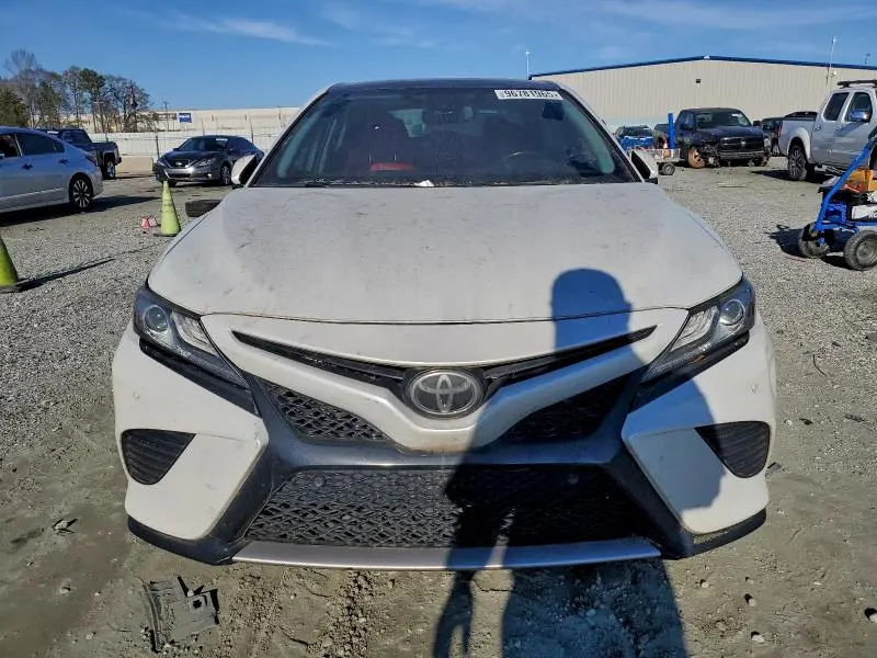 2018 TOYOTA CAMRY XSE  