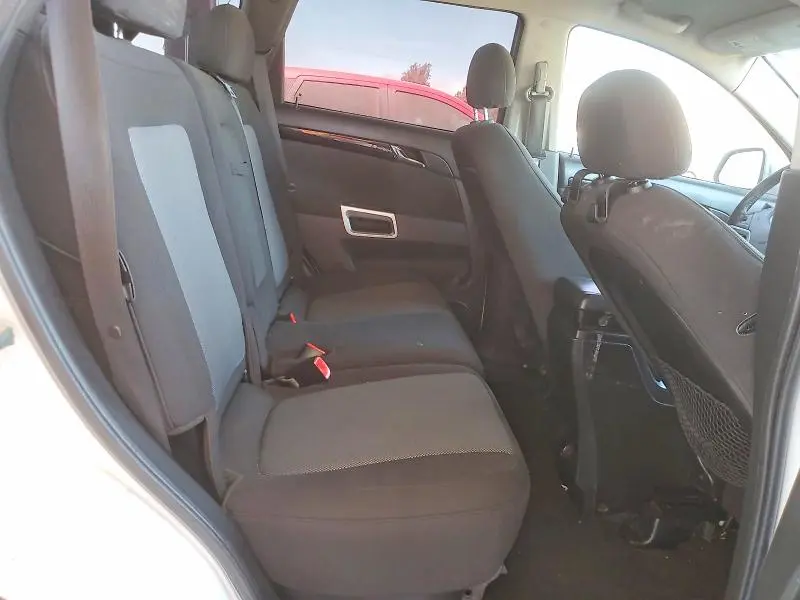 2014 CHEVROLET CAPTIVA LS  