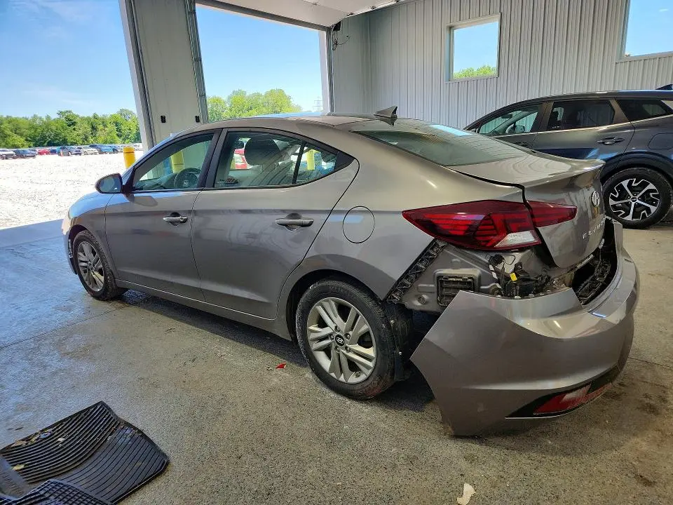 2020 HYUNDAI ELANTRA SEL  