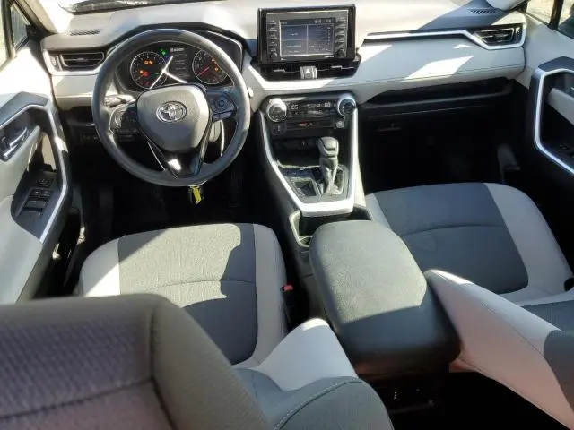 2022 TOYOTA RAV4 XLE  