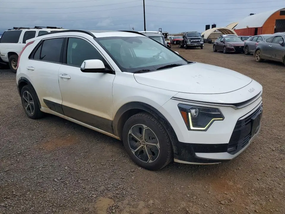 2024 KIA NIRO SX  