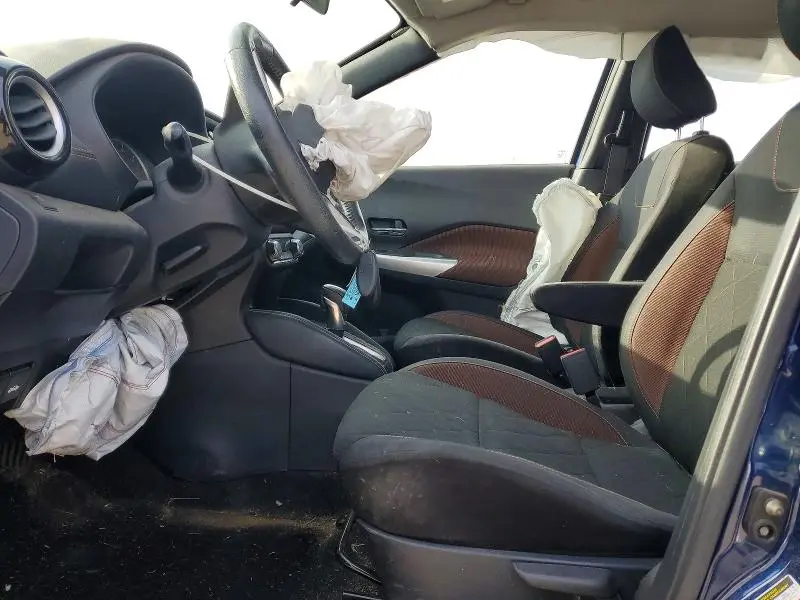 2019 NISSAN KICKS SR  