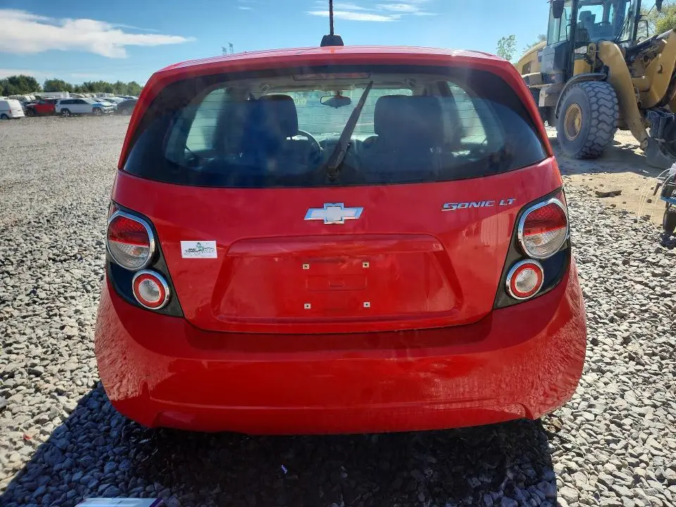 2015 CHEVROLET SONIC LT  