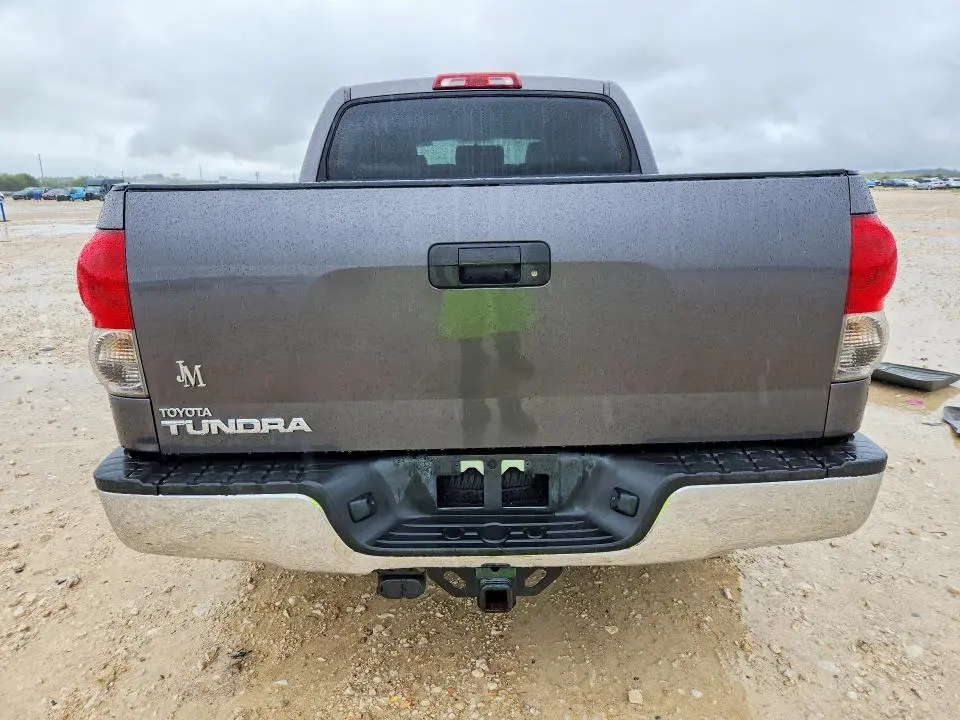 2011 TOYOTA TUNDRA CREWMAX SR5  