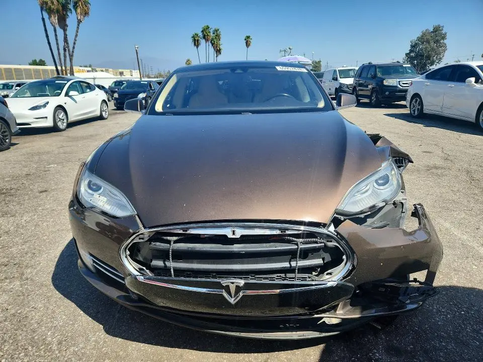 2014 TESLA MODEL S   