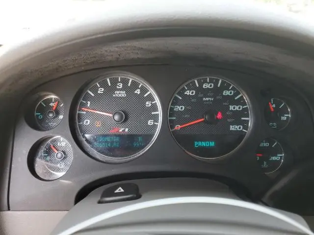 2010 CHEVROLET SUBURBAN K1500 LT  