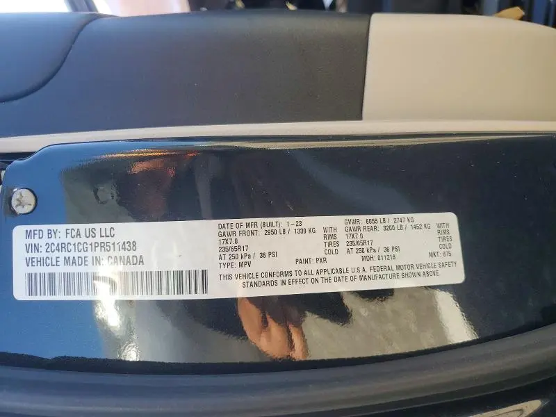 2023 CHRYSLER VOYAGER LX  