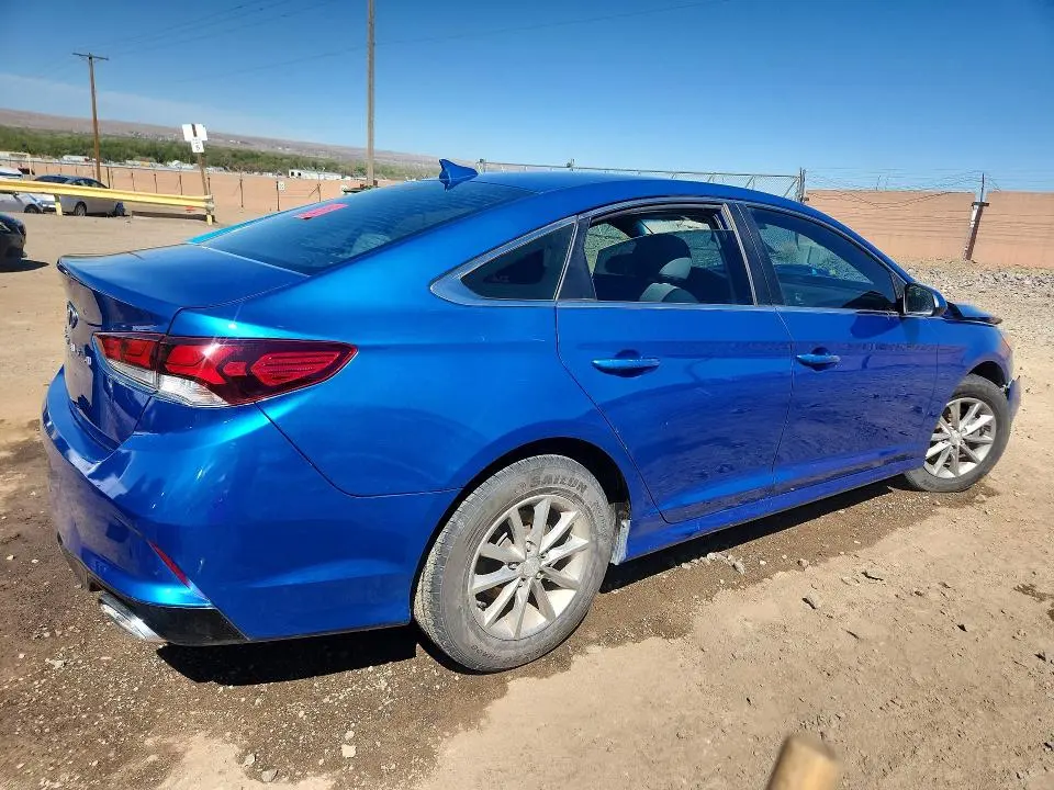 2018 HYUNDAI SONATA SE  