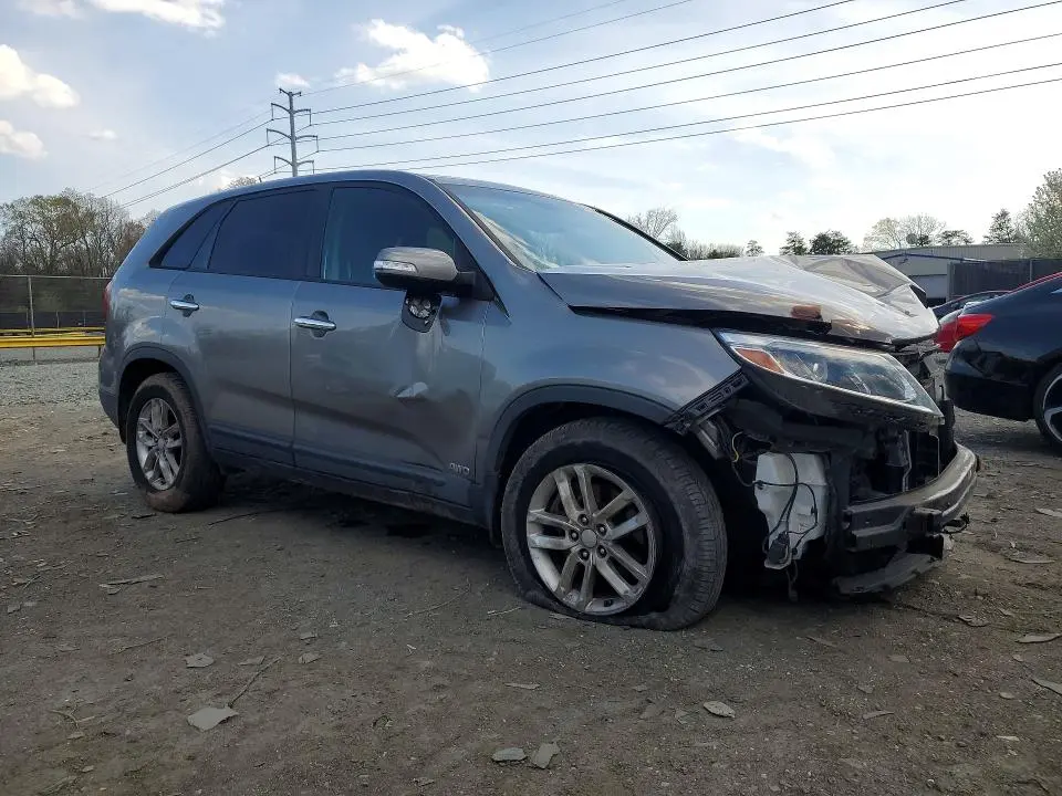 2014 KIA SORENTO LX  