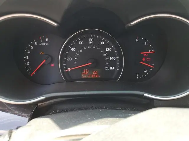 2015 KIA SORENTO LX  
