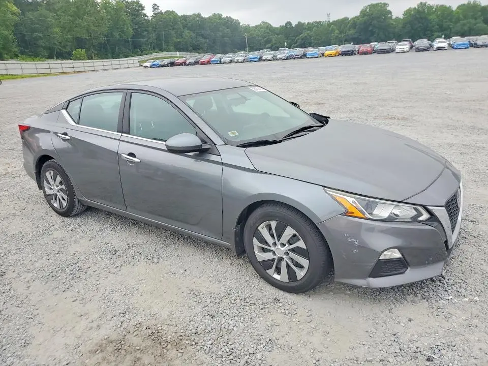 2019 NISSAN ALTIMA S  