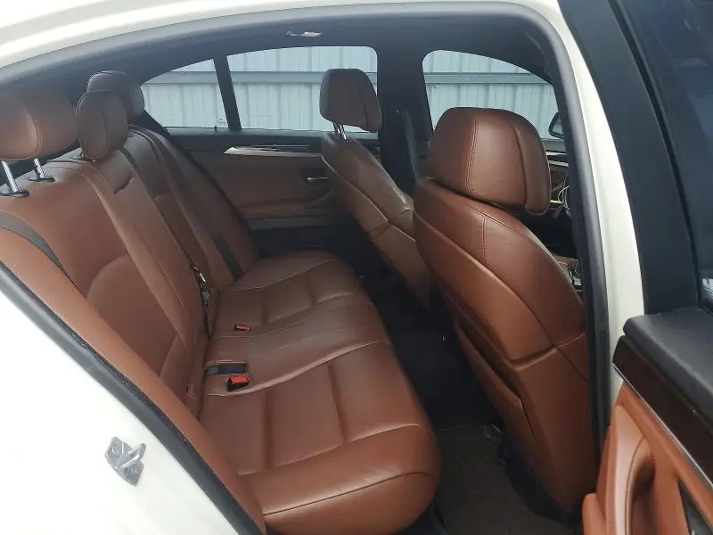 2013 BMW 550 XI  