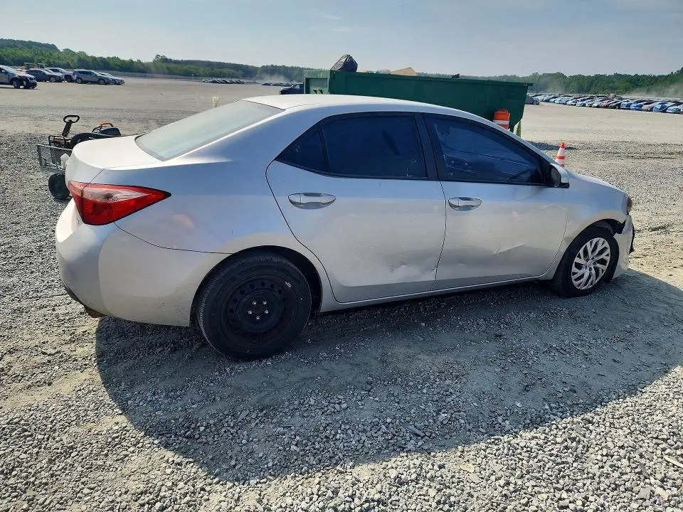 2017 TOYOTA COROLLA LE  