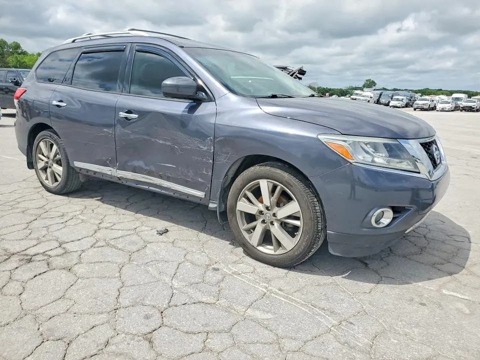 2014 NISSAN PATHFINDER S  