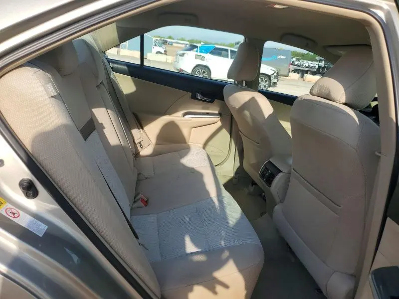 2014 TOYOTA CAMRY XLE  