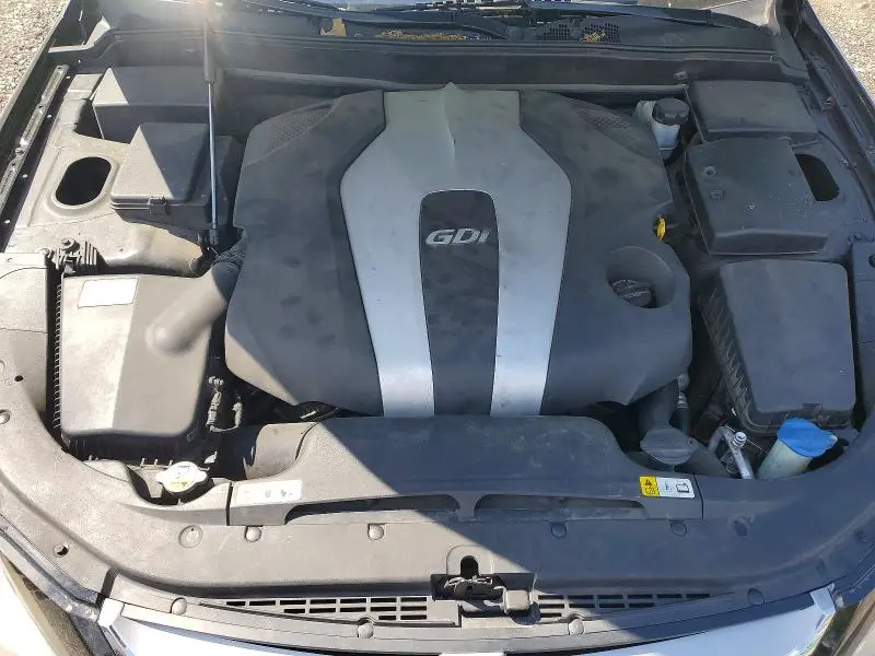 2013 HYUNDAI GENESIS 3.8L  