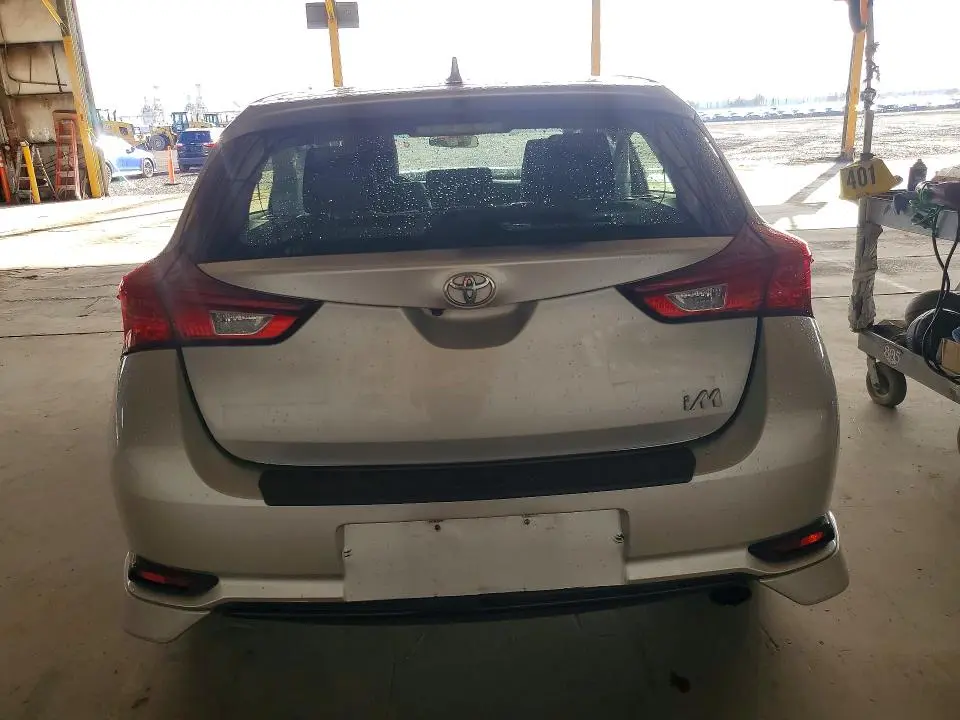 2017 TOYOTA COROLLA IM   