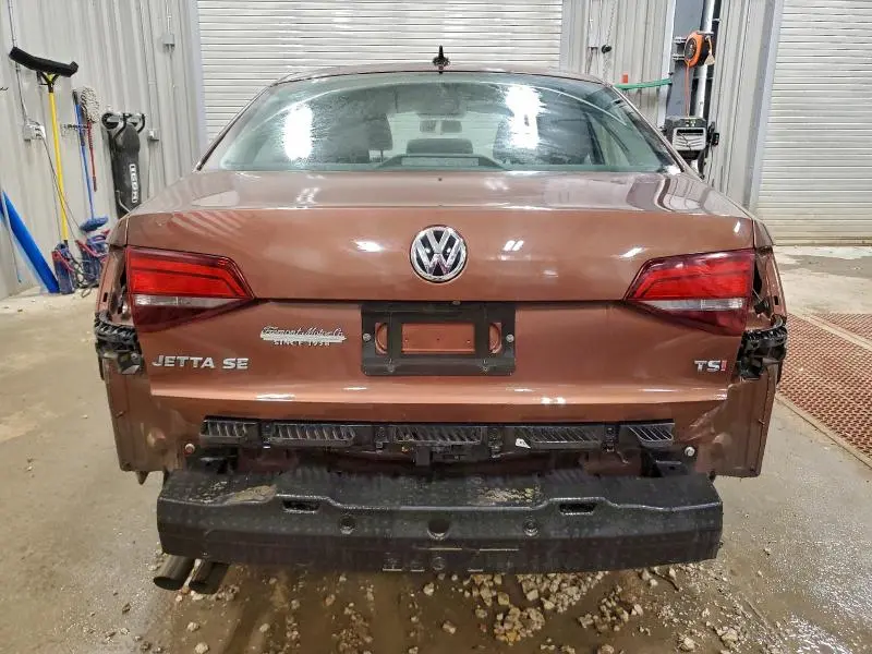 2016 VOLKSWAGEN JETTA SE  