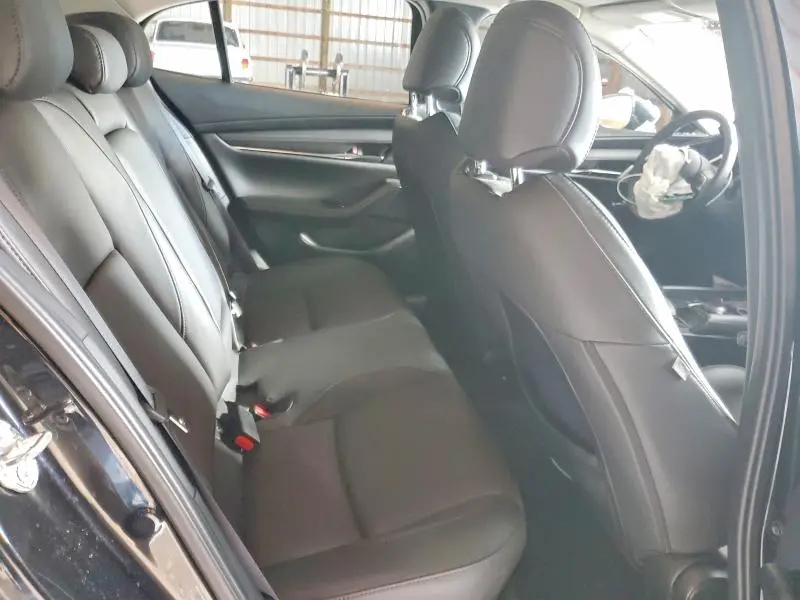 2025 MAZDA 3 PREMIUM PLUS  