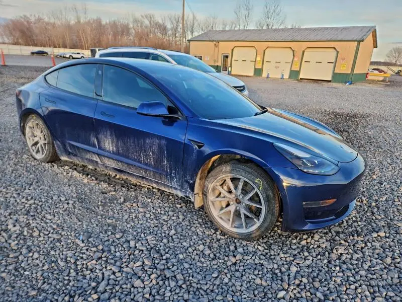 2022 TESLA MODEL 3   