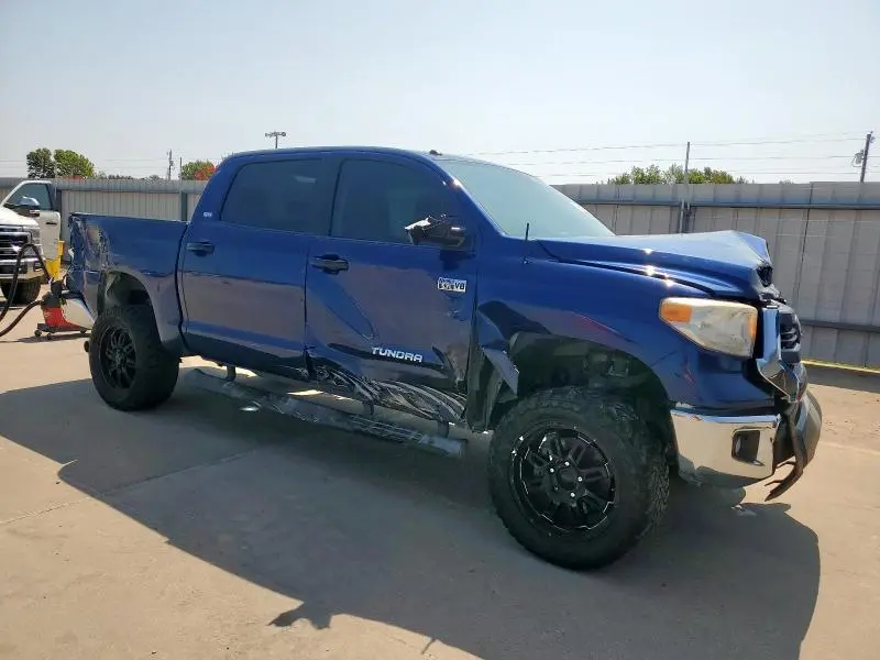 2014 TOYOTA TUNDRA CREWMAX SR5  