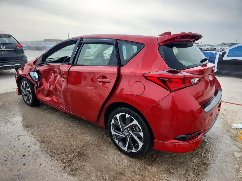 2018 TOYOTA COROLLA IM   