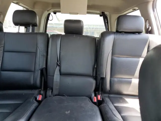 2010 NISSAN ARMADA SE  