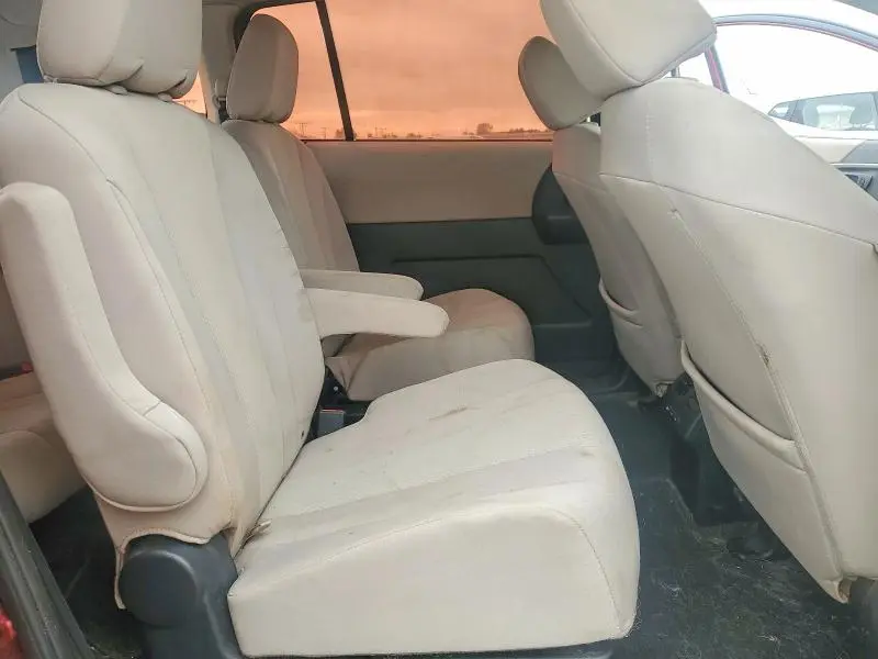 2013 MAZDA 5   